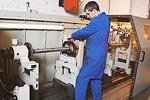 Wuchten einer dreiteiligen Gelenkwelle Wuchten einer dreiteiligen Gelenkwelle
